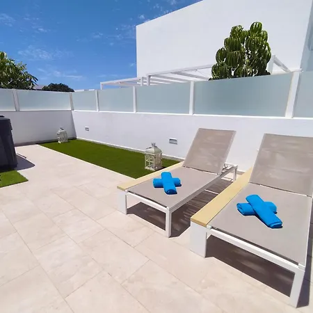 Luxury Rubicon Jacuzzi Y Piscina * Playa Blanca (Lanzarote)