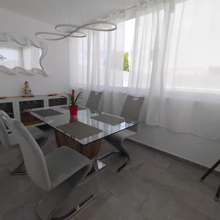 Luxury Rubicon Jacuzzi Y Piscina Villa *